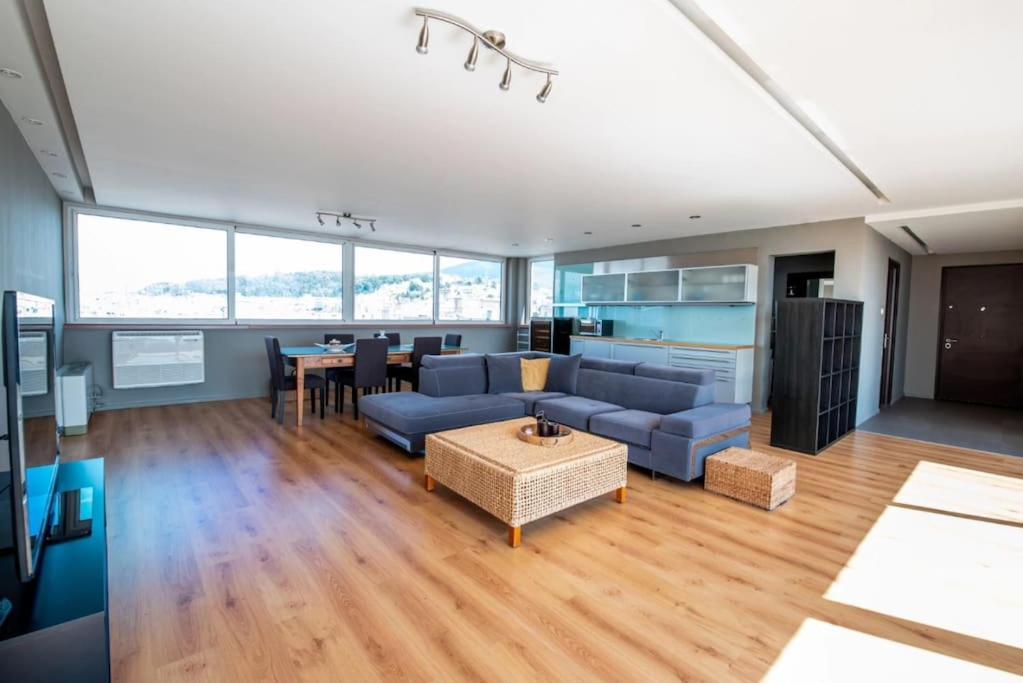 Luxury Loft By Boy Daire Patras Dış mekan fotoğraf